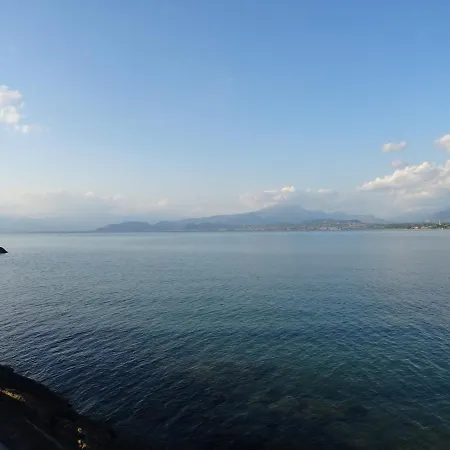 Peschiera & Cappuccini アパート